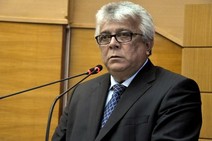 Almeida Lima: \"Não vou me quedar a quem tem poder político e econômico”