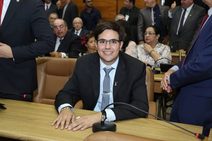 Talysson defende política de prevenção contra violência a educadores 