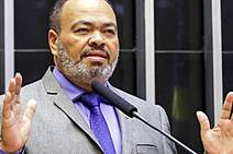 Valdevan Noventa desmente fakenews sobre apoio do PT