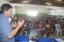 Prefeitura de Pirambu lança programa para jovens de baixa renda