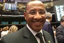 Adelson Barreto e mais 7 podem perder mandatos no TSE