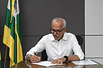 Edvaldo Nogueira atende solicitação de Emília Corrêa para congelar o IPTU em 2025