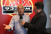 JB vai aos EUA, mas volta para evento do PCdoB