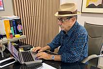 O patrão mandou o recado e exige obediência