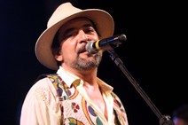 \"Dez razões para refutar Jair Bolsonaro\"