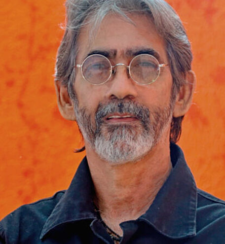 Opinião - Altares, palanques e a traição moderna