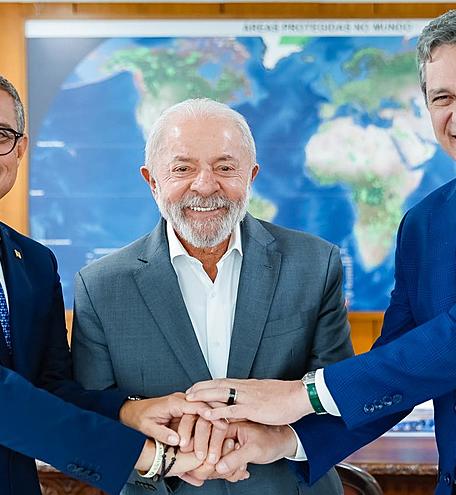 Chapa de Fábio Mitidieri terá Rogério Carvalho oficialmente como pré-candidato ao Senado. Acordo teve aval de Lula