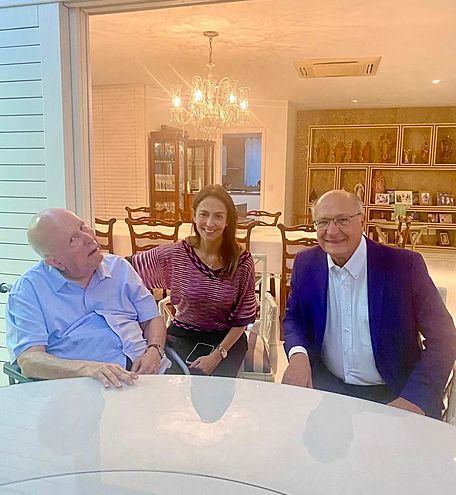 Filiação de Adélia Franco ao PSB atende ao DNA familiar, mas responde também a um apelo de Geraldo Alckmin