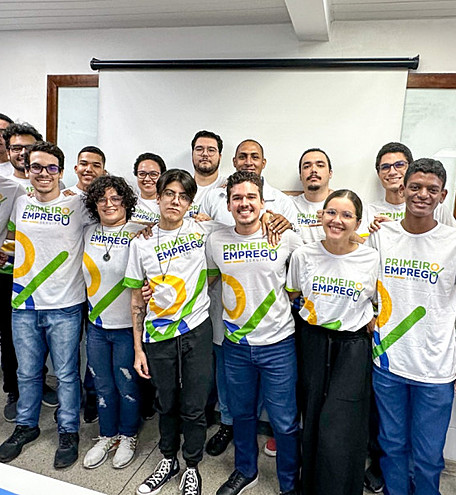 Sergipe é o 1º estado do Nordeste e o 5º do país que mais emprega jovens